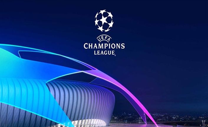 Manchester United, Paris'te zoru başardı