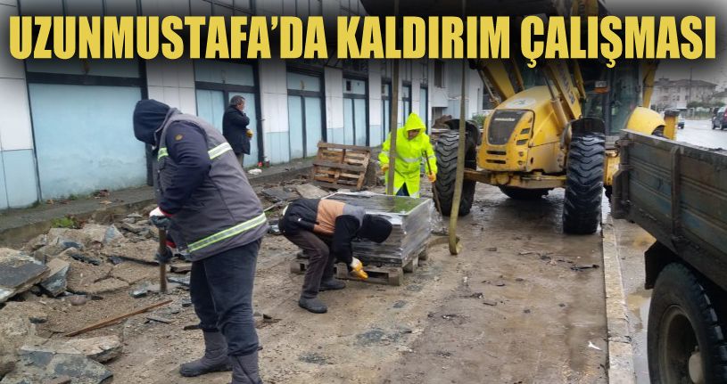 Zarar gören kaldırımlar yenileniyor