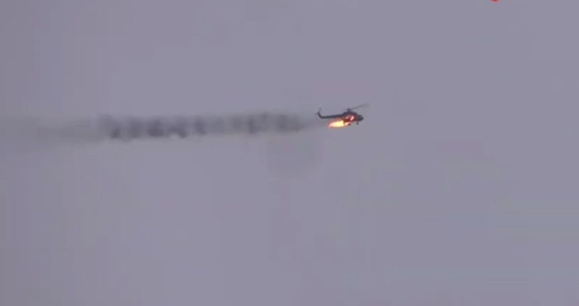 Esad rejimine ait helikopter düşürüldü