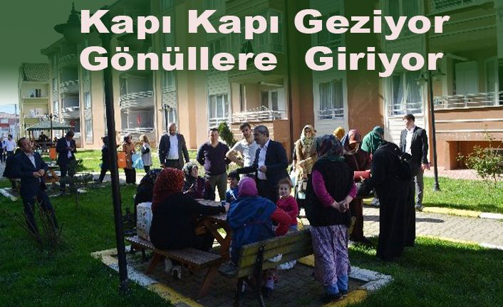 Başkan Recep Tuna, Cumayeri'nde sıkmadık el bırakmıyor