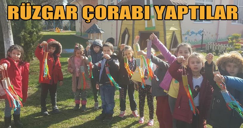 Minikler rüzgar çorabı yaptı