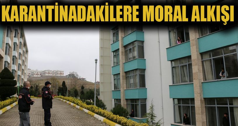 Sakarya’da yurtta karantina altında olan öğrencilerden ve vatandaşlardan moral alkışı