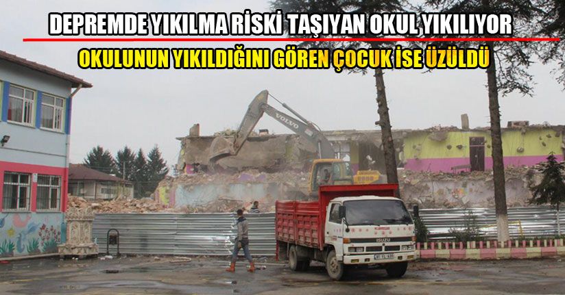 Depremde Yıkılma Riski Taşıyan Okul Yıkılıyor