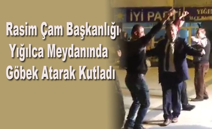 Halk Sokaklara Döküldü