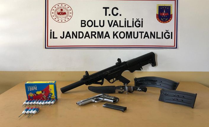 Uyuşturucu, silah ve kaçak içki operasyonu: 6 gözaltı
