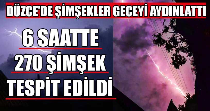 Düzce’de Şimşekler Geceyi Aydınlattı