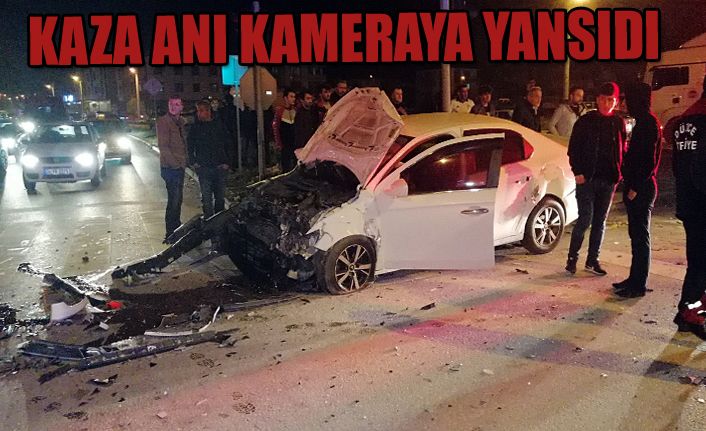 Işık ihlali kaza getirdi 5 yaralı