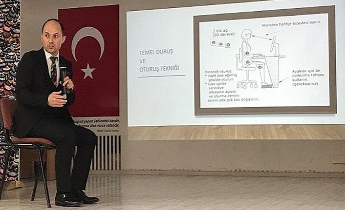 Klavye Şampiyonu Ders Verdi