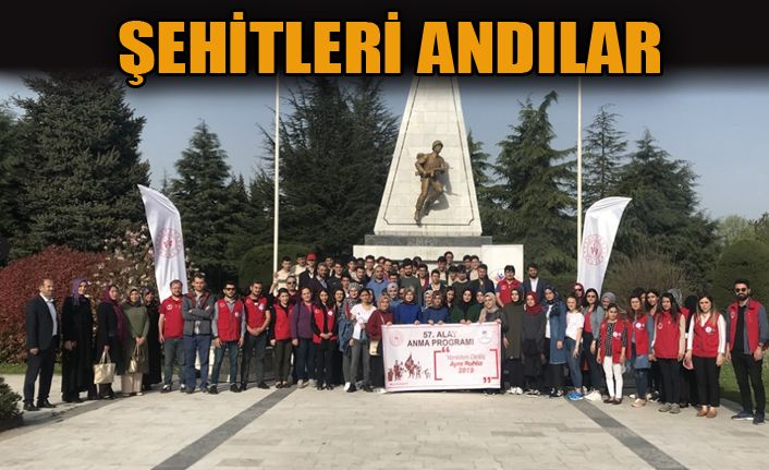 Gençler 57. Alay Şehitlerini Andı