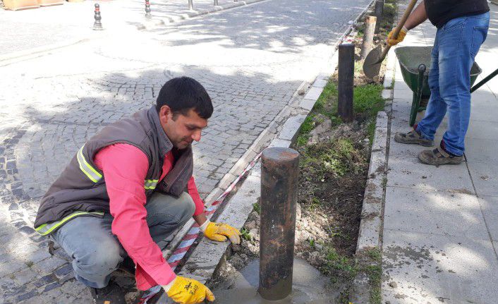 Kaldırımlar Araç Park Alanı Değildir
