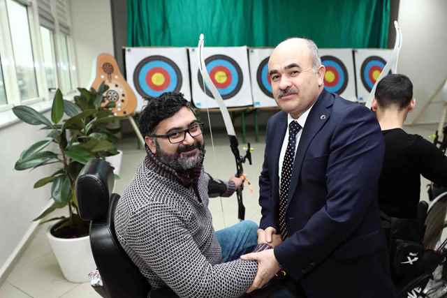 Vali Dağlı'dan Engelliler Haftası Mesajı