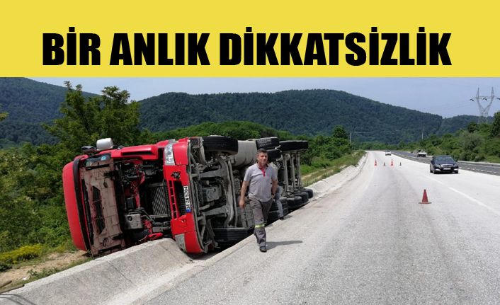 Tır uçurama yuvarlanmaktan son anda kurtuldu