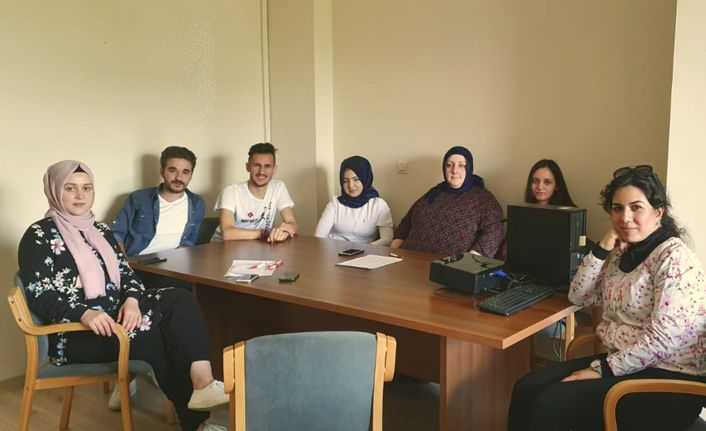 Huzurevinde Çalışan Hemşirelere Yönelik Eğitim Düzenledi