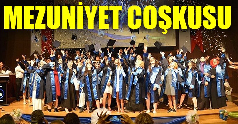 Düzce Üniversitesinde Mezuniyet Sevinci