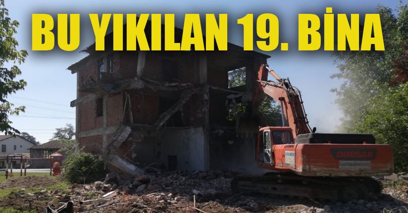 Metruk binalar tek tek yıkılıyor