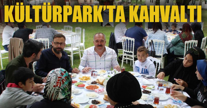 MÜSİAD üyeleri aileleri ile kahvaltıda bir araya geldi