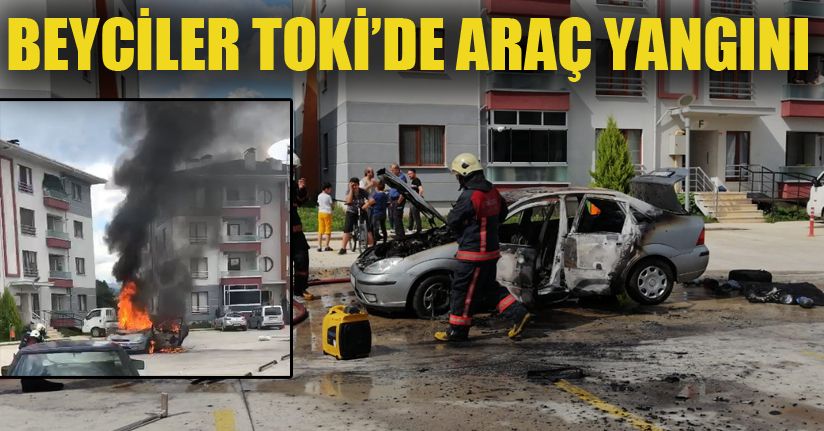 Otomobil bir anda alev topuna döndü