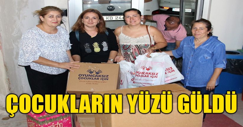 Oyuncaksız Çocuklar Derneği mutluluk dağıtıyor