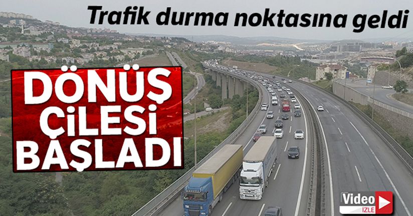 Kurban Bayramı dönüş çilesi TEM'i kilitledi