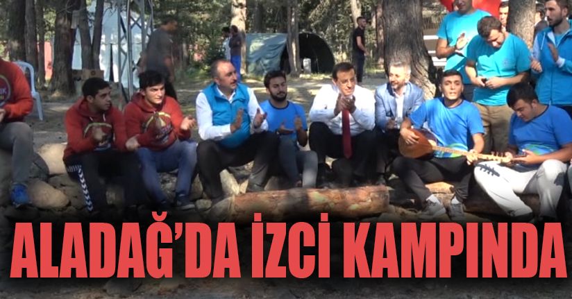 Bakan Gül Ok Atıp Şarkılar Söyledi