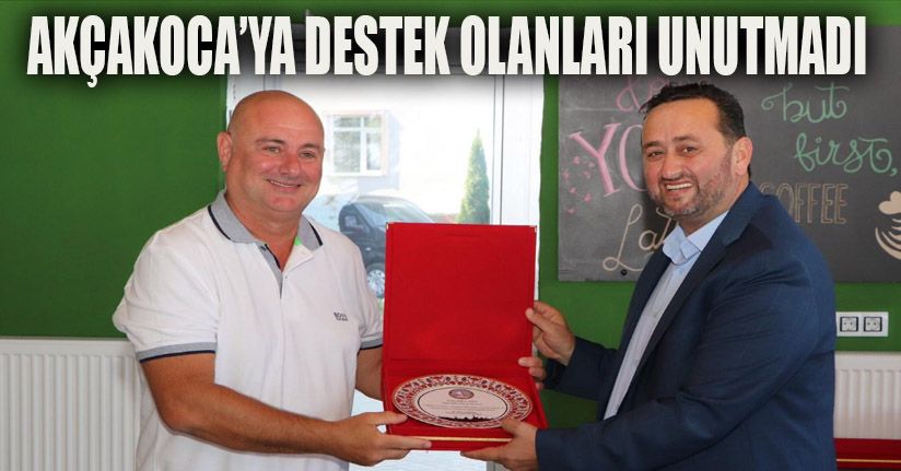 Başkan Yanmaz’dan festivale destek olan iş adamlarına plaket
