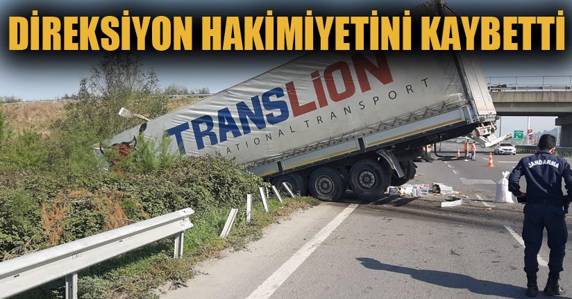 Kupası uçan tırı dorsesi tuttu