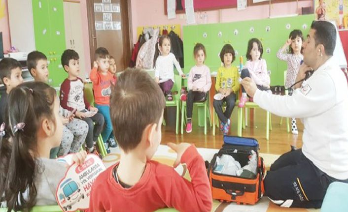 Miniklere 112 anlatıldı