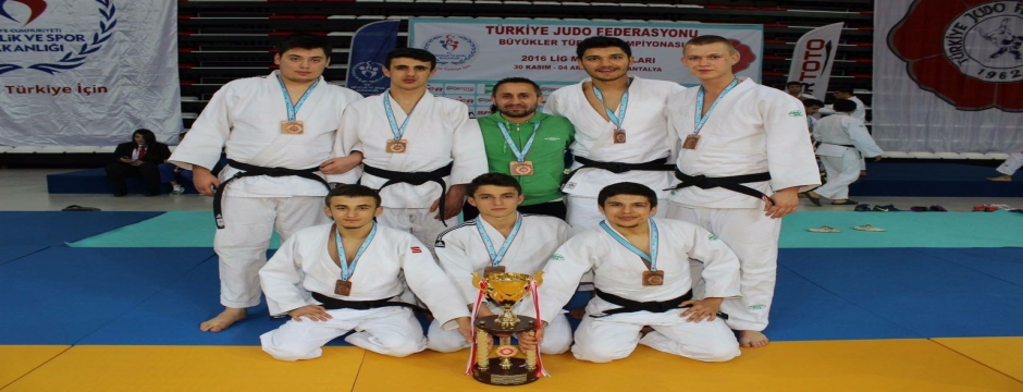 Düzce Judo takımı Türkiye üçüncüsü