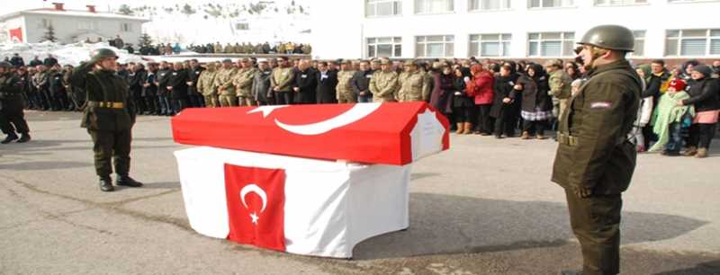 Şehit askerler için Bitlis?te tören yapıldı