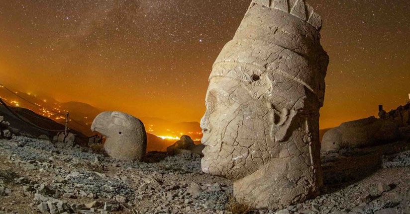 Bayramda Nemrut Dağı'na ziyaretçi akını
