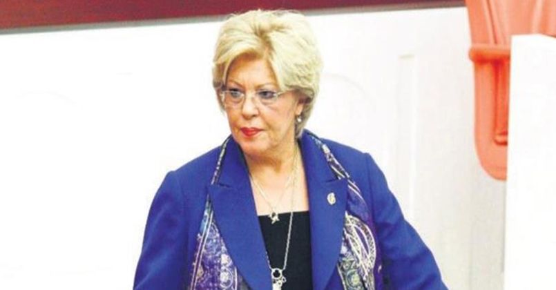 Eski CHP İzmir Milletvekili Canan Arıtman hayatını kaybetti