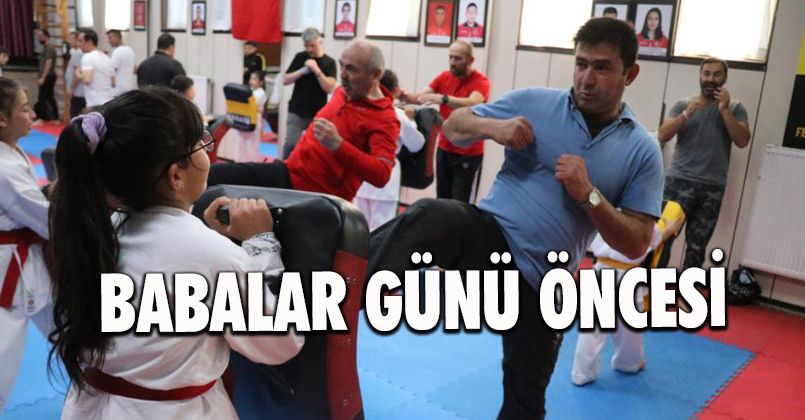 Karateci çocuklar babalarını terletti