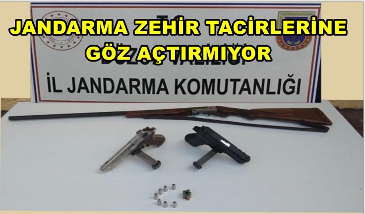 Zehir Tacirleri Satarken Yakalandı