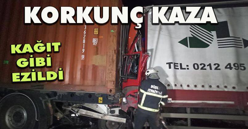 TEM'de tıra arkadan çarpan kamyon kağıt gibi ezildi: 1 ölü