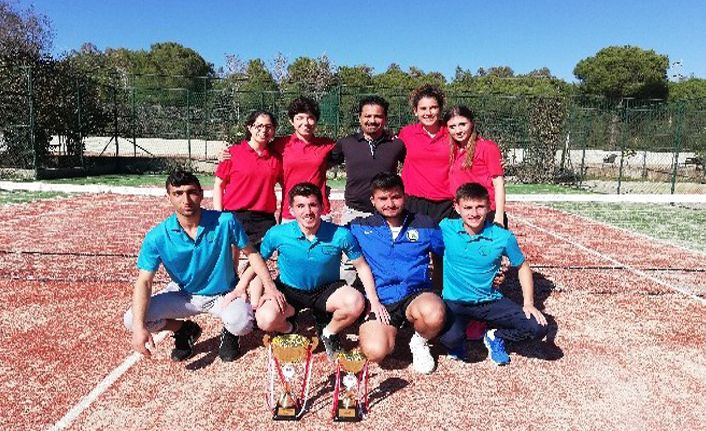 Düzce Üniversitesi Kadın Tenis Takımı 1. Lige yükseldi