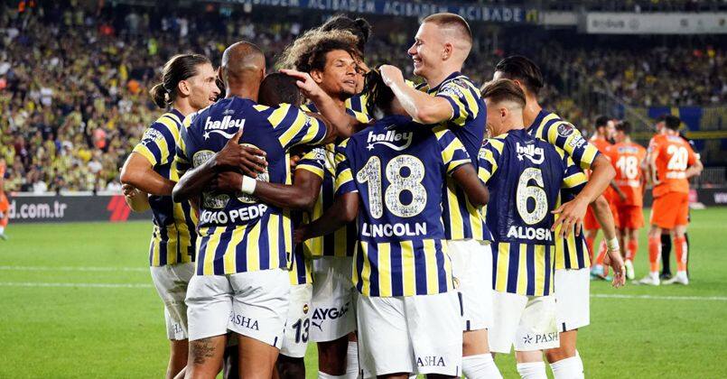 Fenerbahçe, geçtiğimiz sezonu geride bıraktı