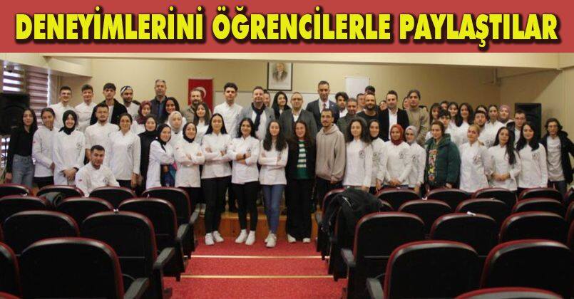 Deneyimlerini öğrencilerle paylaştılar