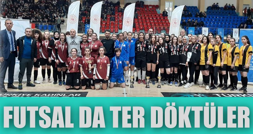 Gençler Kız-Erkek Futsal müsabakaları tamamlandı