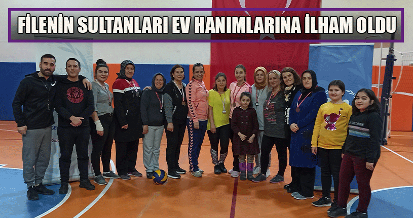 Altın Gününü Voleybol Sahasına Taşıdılar