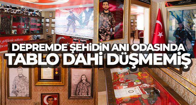 Depremde şehidin anı odasında tablo dahi düşmemiş