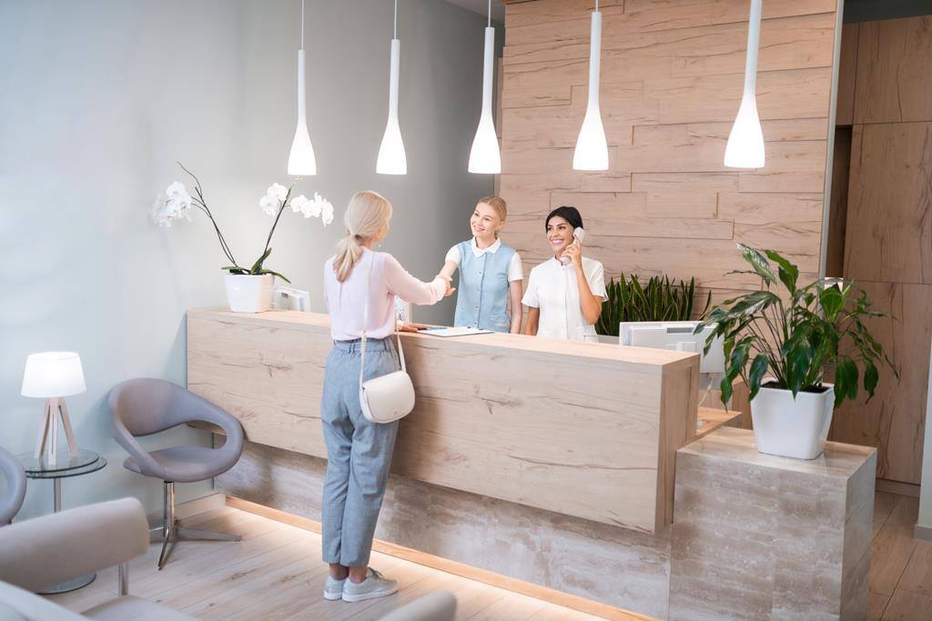 Türkiye'nin En İyi Diş Kliniği: Dentakay