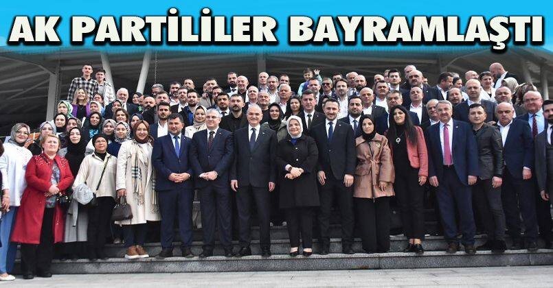 Ak Parti Bayramlaşmasına Yoğun İlgi