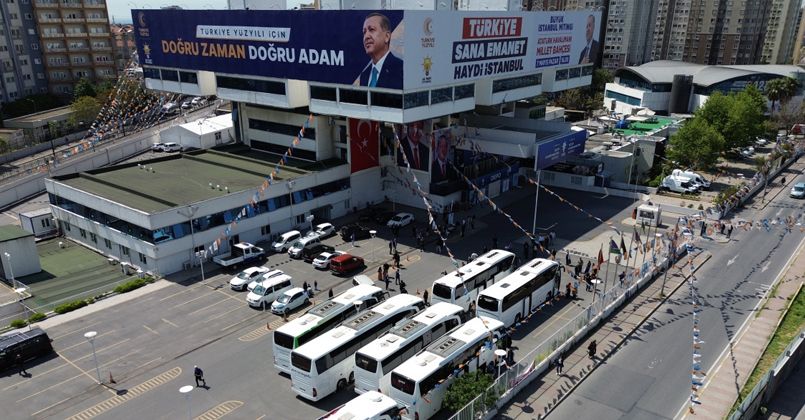 AK Parti İstanbul'dan Anadolu'ya 1000 otobüs