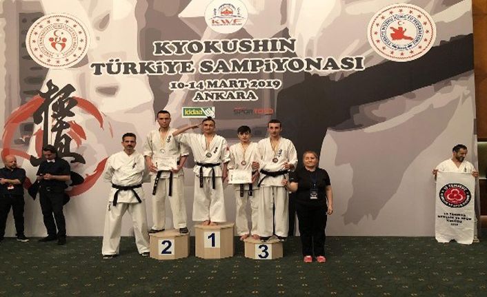 Wushu Kung Fu'da Türkiye şampiyonu oldu