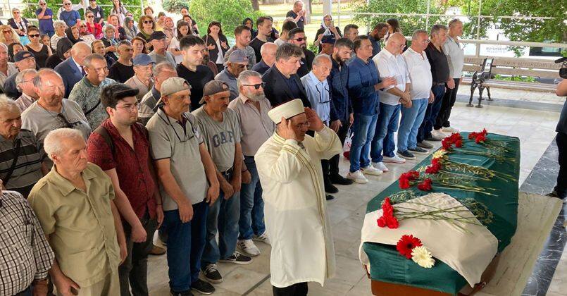 Kanto kraliçesi Nurhan Damcıoğlu son yolculuğuna uğurlandı