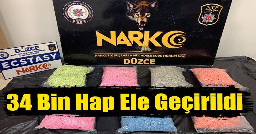 TEM'de Durdurulan Otomobil Uyuşturucu Deposu Çıktı: 34 Bin Hap Ele Geçirildi