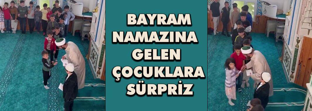 Cami imamı çocukları bayramda böyle sevindirdi