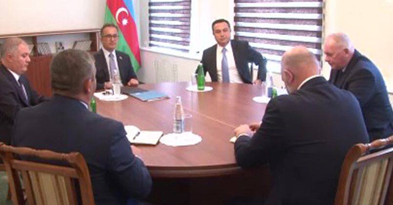 Ermeni ve Azerbaycan temsilcileri arasındaki görüşme başladı