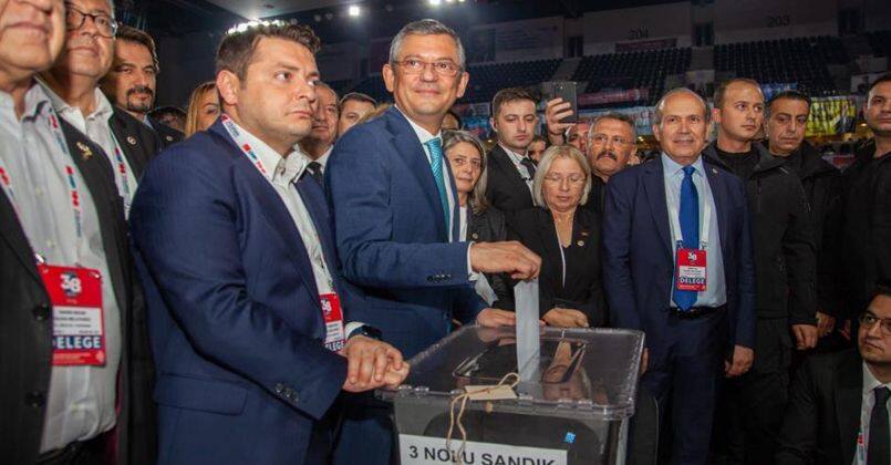CHP lideri Özel: “Kılıçdaroğlu ile telefonla görüştük, mazbatadan sonra devir teslim yapacağız”