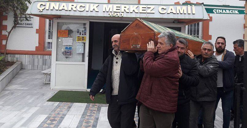 Batan kuru yük gemisinde ölen mürettebat Cüneyt Aygen Yalova’da toprağa verildi